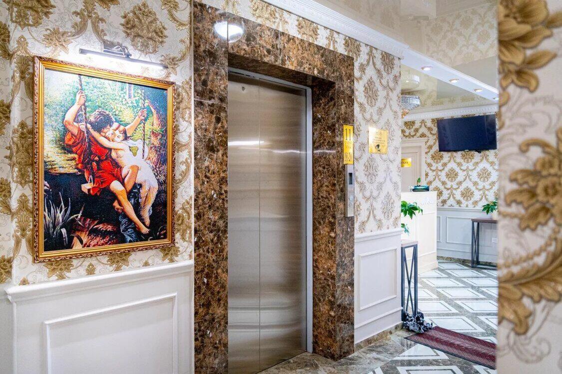 Gold Boutique Hotel Алма Ата Екстериор снимка