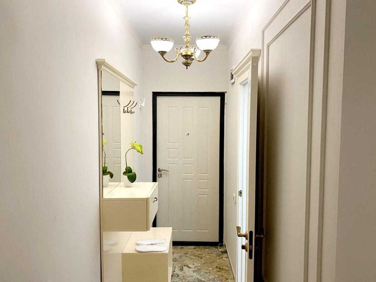 Gold Boutique Hotel Алма Ата Екстериор снимка