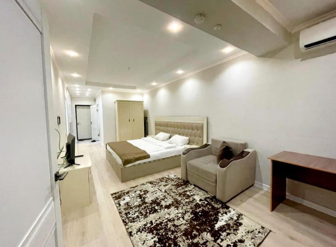Gold Boutique Hotel Алма Ата Екстериор снимка